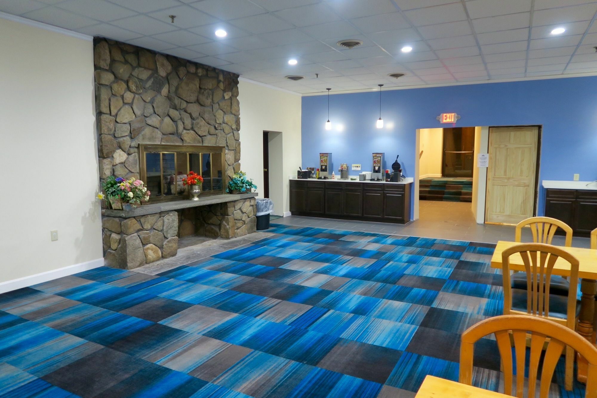 Days Inn By Wyndham Линкълн Екстериор снимка